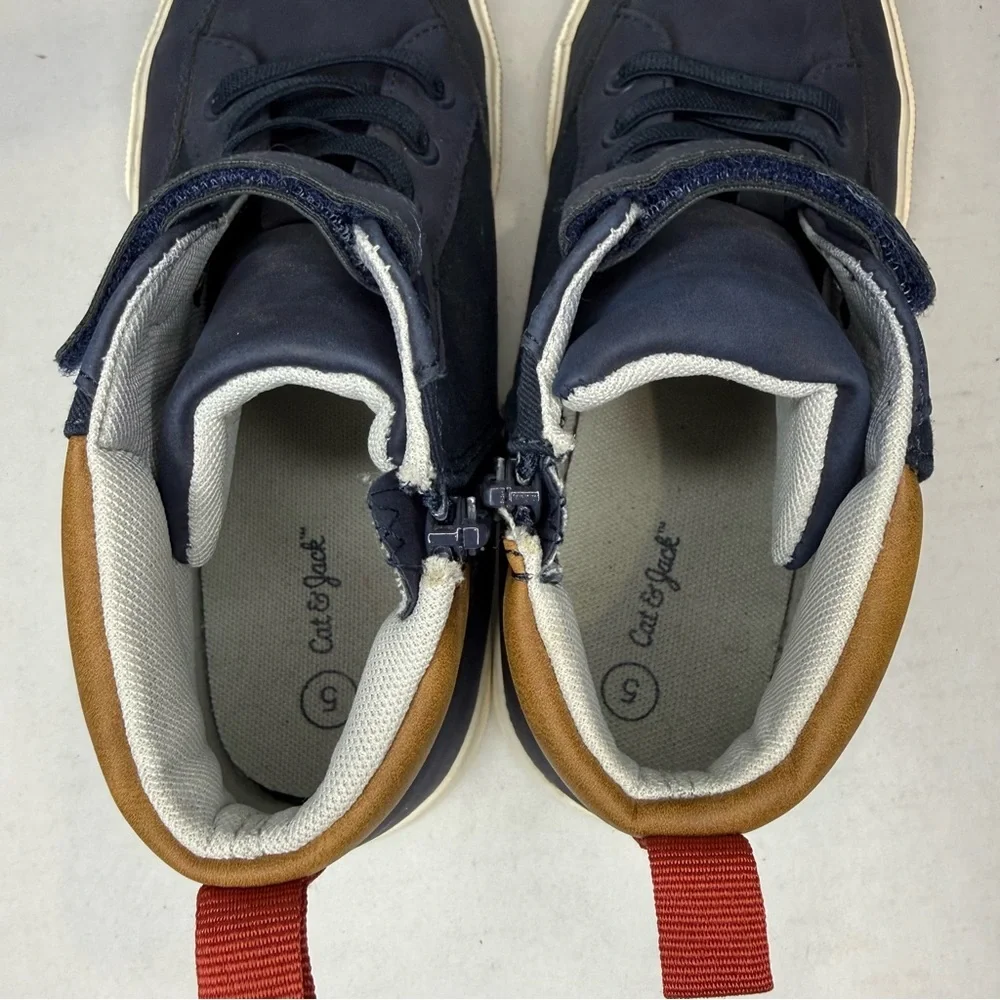 Cat & Jack Navy High-Top Sneakers (Size 5) - Picture 5 of 6